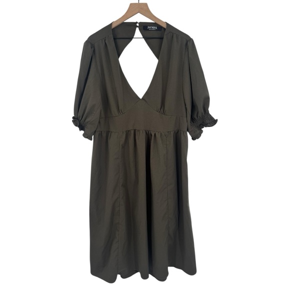 Disturbia Olive Midi Dress - Picture 4 of 12